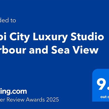 Orbi City Luxury Studio Harbour And Sea View Batumi Bagian luar foto