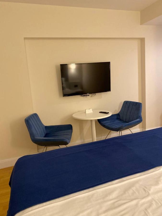Orbi City Luxury Studio Harbour And Sea View Batumi Bagian luar foto
