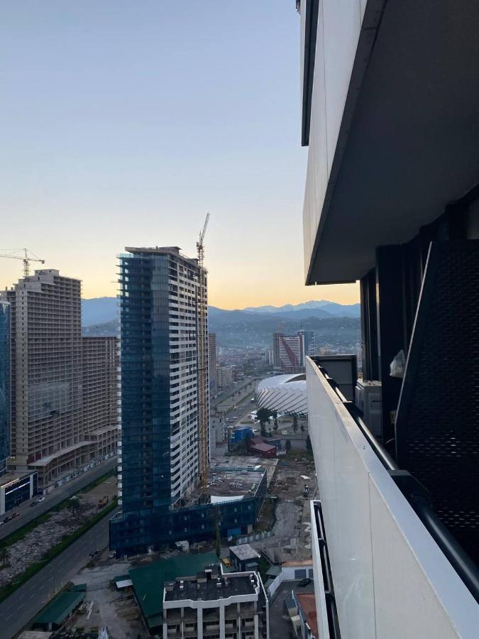 Orbi City Luxury Studio Harbour And Sea View Batumi Bagian luar foto